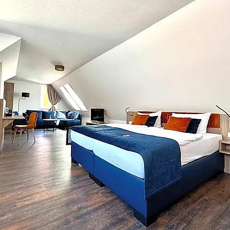Otel Am Dom