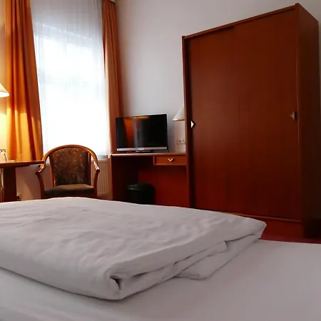 Hotell Am Dom Greifswald